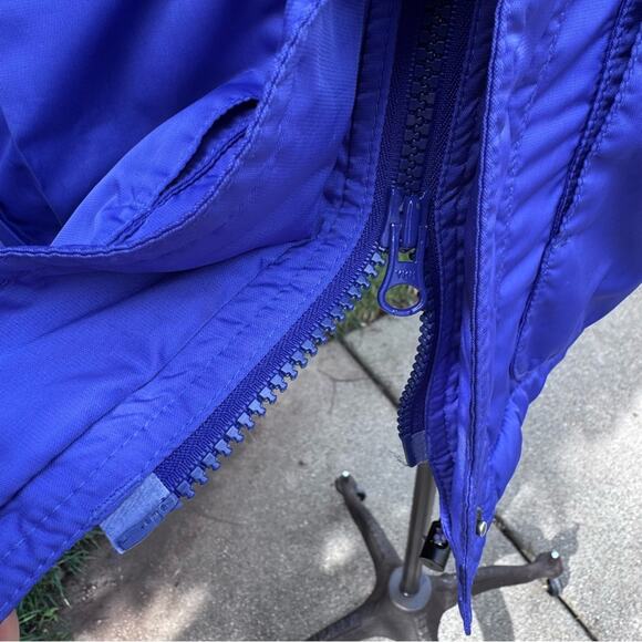 Eddie Bauer Winter Coat Bluish Purple Women's Size XS - Picture 9 of 13